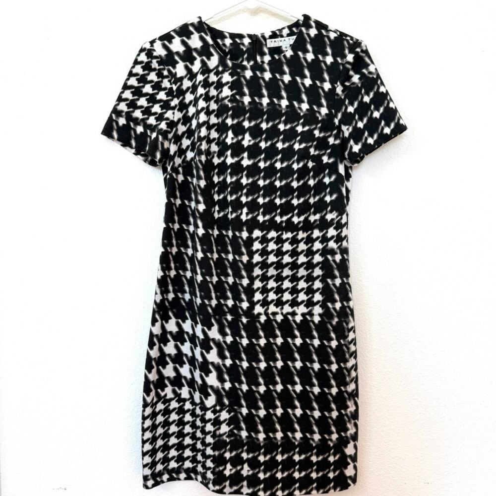 Trina Turk Houndstooth‎ Print Knit Shift Dress Black White Short Sleeve S